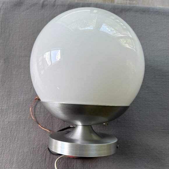 NEW Wall/Ceiling Hanging Globe Light (Semi-Flush Mount) - Picture 2 of 4
